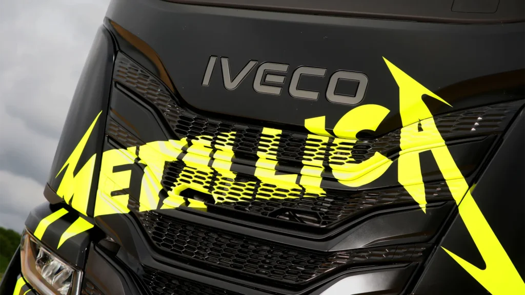 metallica e iveco m72 tour 2