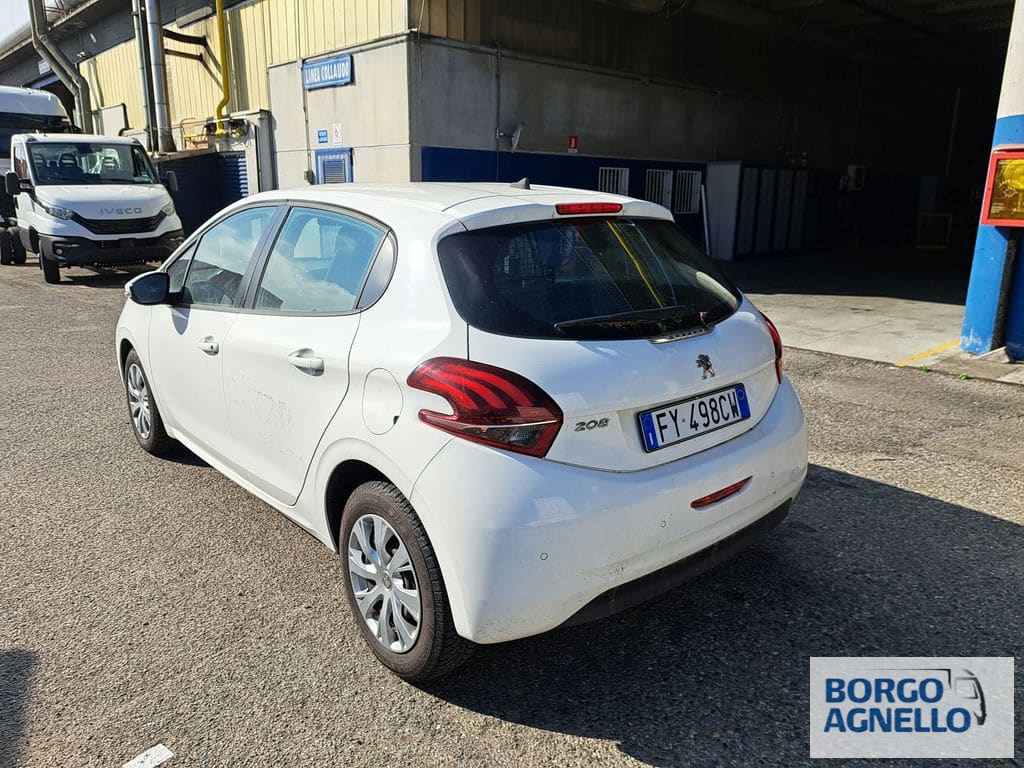 Peugeot 208