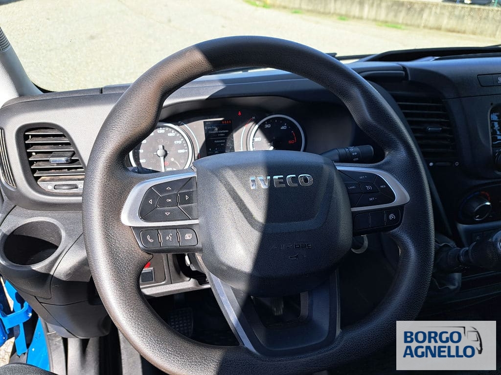 Iveco DAILY 35C14D 6+1